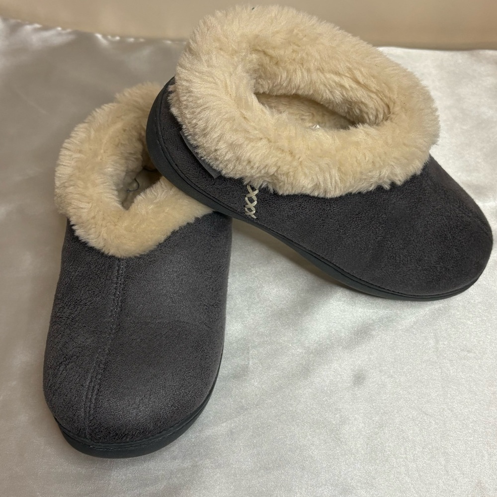 EverFoams Women's Micro Suede Cozy Memory Foam Winter Slippers
